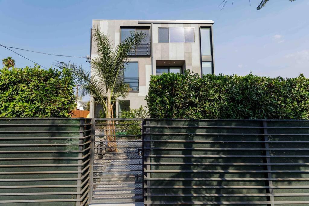 Villa Stunning Hollywood Townhouse With Sunny Views Los Angeles Esterno foto