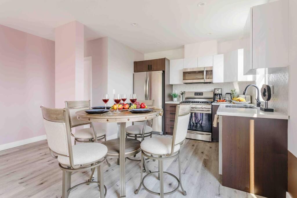 Villa Stunning Hollywood Townhouse With Sunny Views Los Angeles Esterno foto